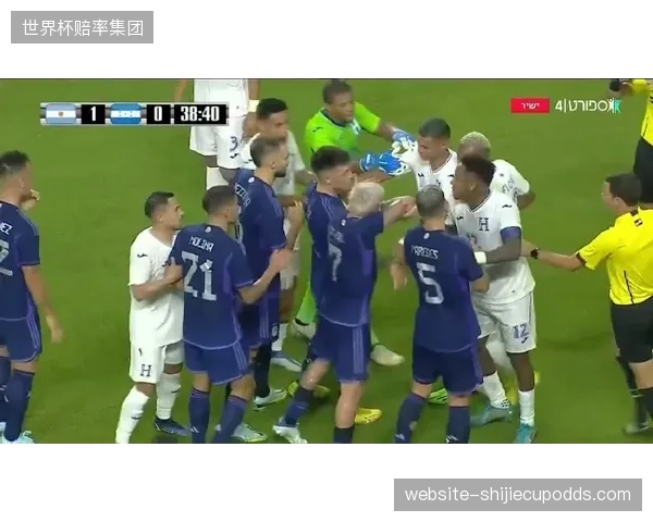 哥伦比亚将模拟阿根廷队打法，约旦队防守反击战术面临同质化对手的挑战。